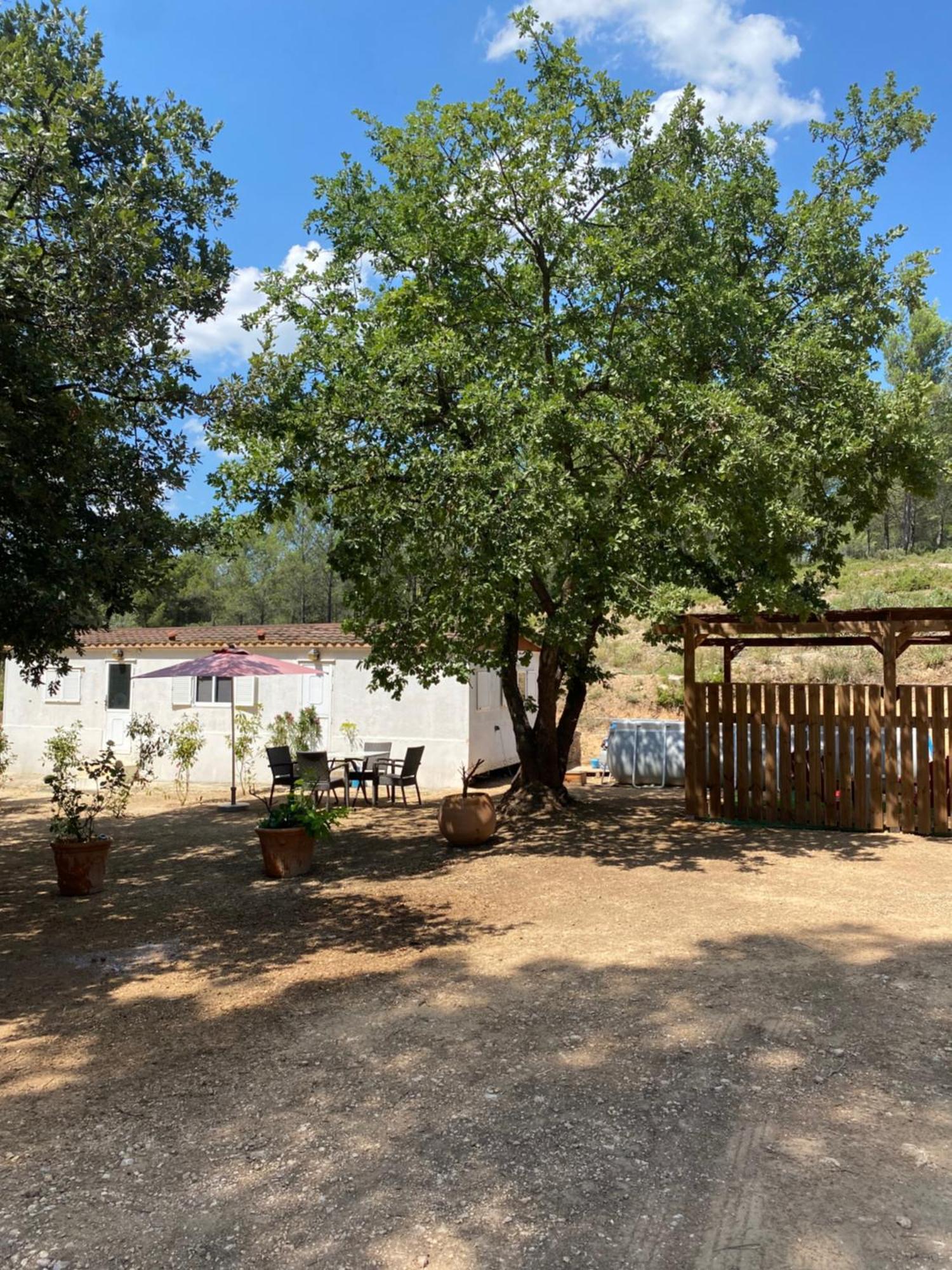 Bungalow Avec Piscine Privative Proche Aix En Provence La Barben Ngoại thất bức ảnh